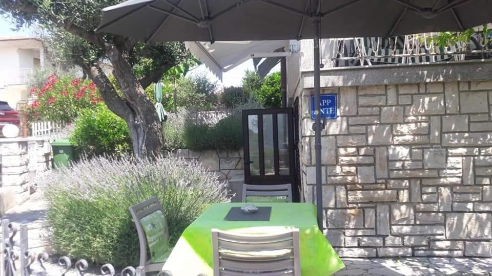 אומאג Apartment Ante מראה חיצוני תמונה